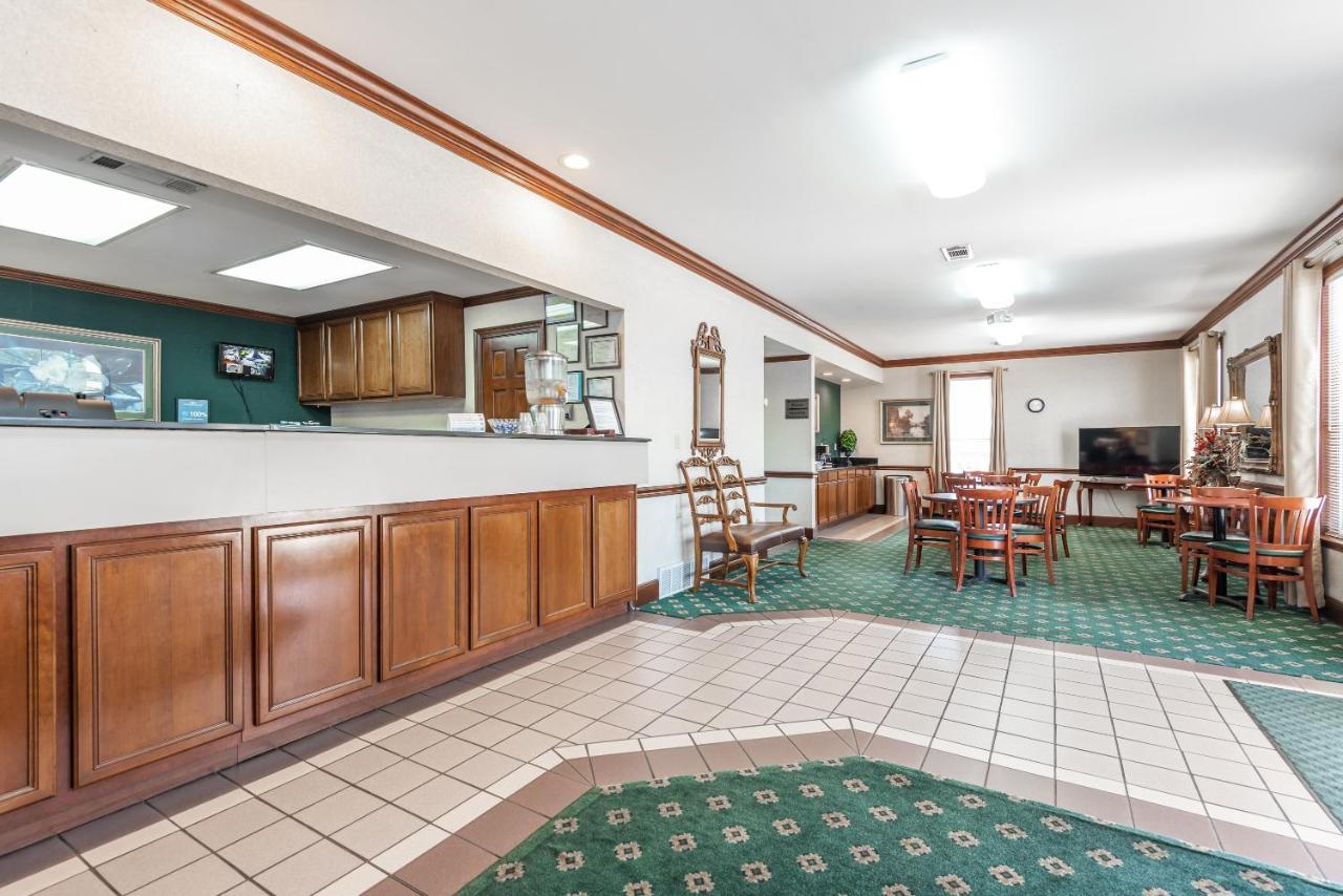 Plantation Oaks Hotel Millington Luaran gambar